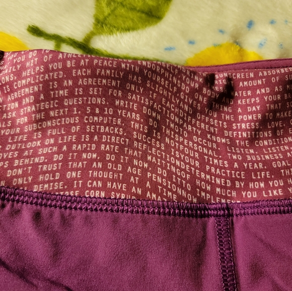 Lululemon - Picture 2 of 3